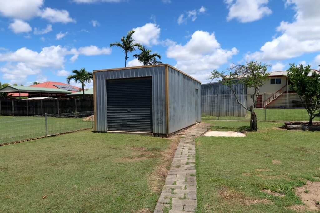 42 Hume Street, West Mackay, QLD 4740 AUS