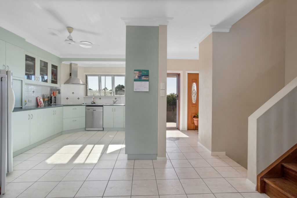 1 Nellie Court, Mirani, QLD 4754 AUS