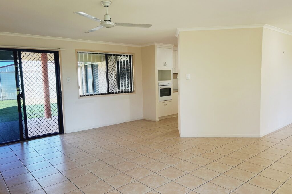 3 Bonsai Court, Glenella, QLD 4740 AUS