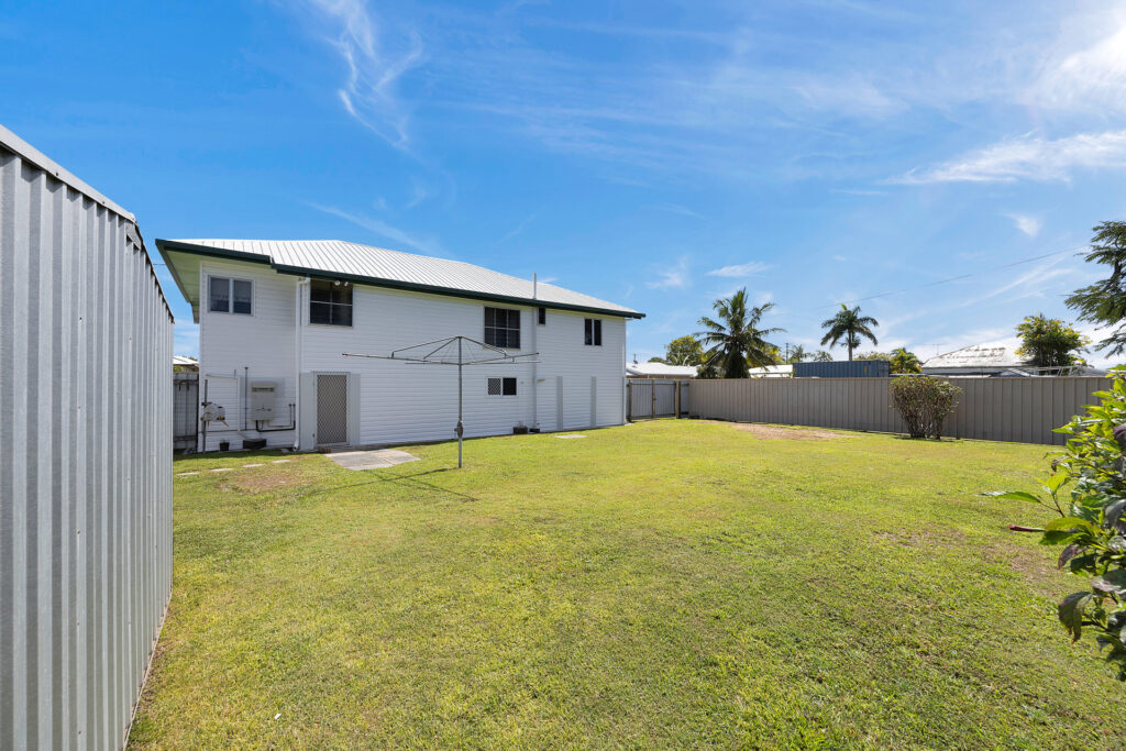 16 Howland Street, North Mackay, QLD 4740 AUS