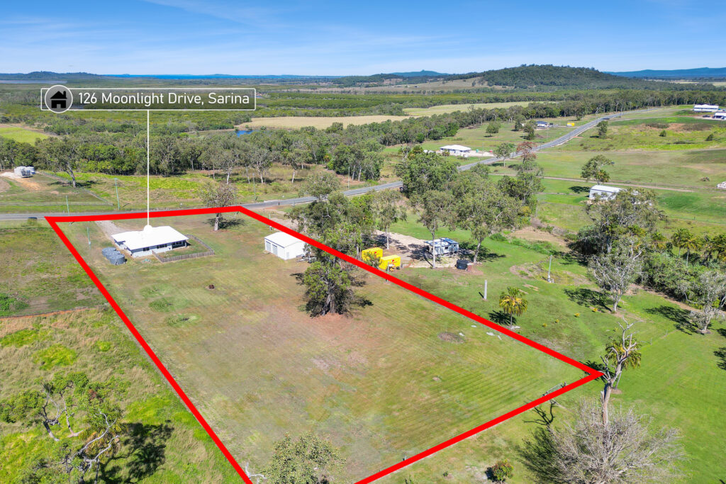 126 Moonlight Drive, Sarina, QLD 4737 AUS