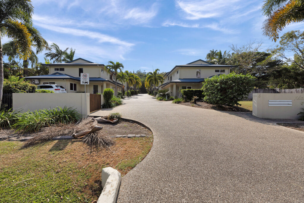 6/8 Admiral Drive, Dolphin Heads, QLD 4740 AUS