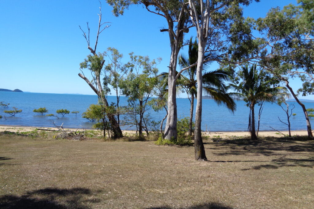 33 Ramp Road, St Helens Beach, QLD 4798 AUS