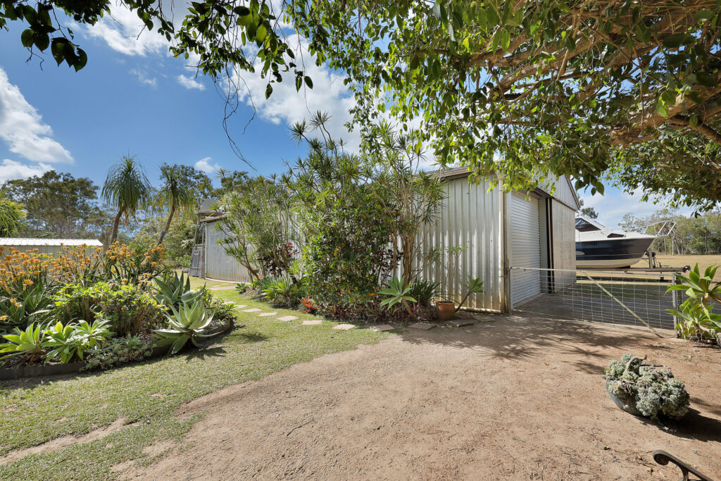 38 Muggleton Street, Sarina, QLD 4737 AUS