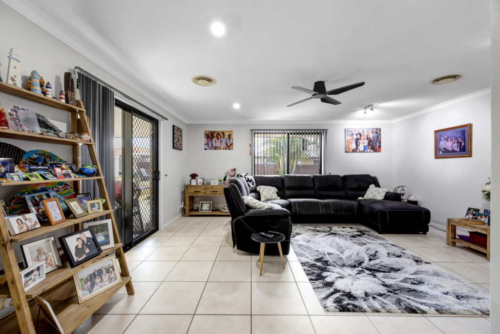 14 Centennial Drive, Glenella, QLD 4740 AUS