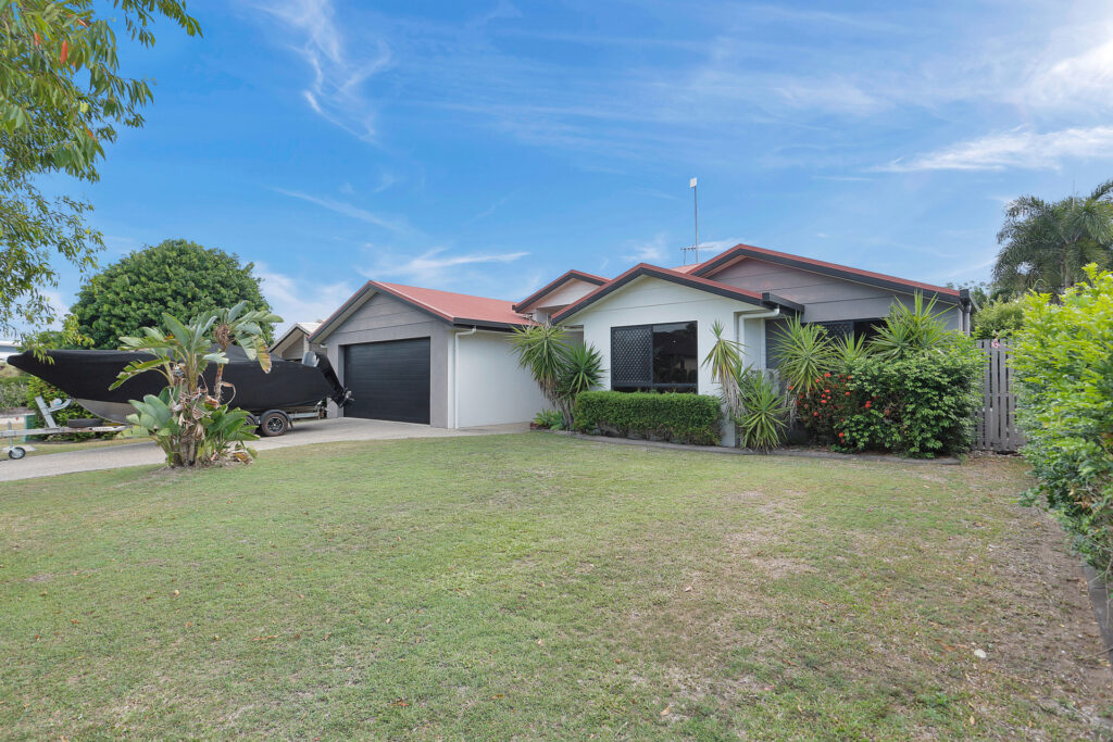 11 Francey Drive, Glenella, QLD 4740 AUS