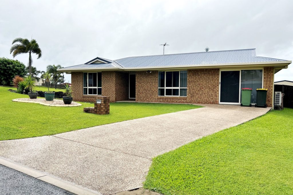 1 Foxtail Court, Glenella, QLD 4740 AUS