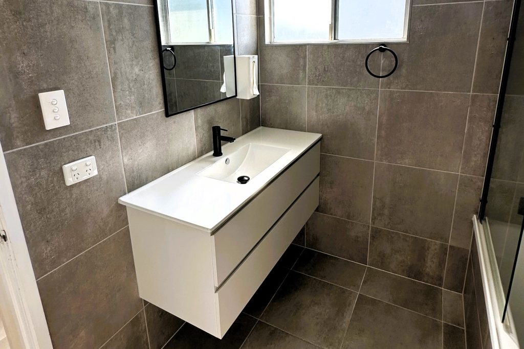 10 Fisher Street, Dysart, QLD 4745 AUS