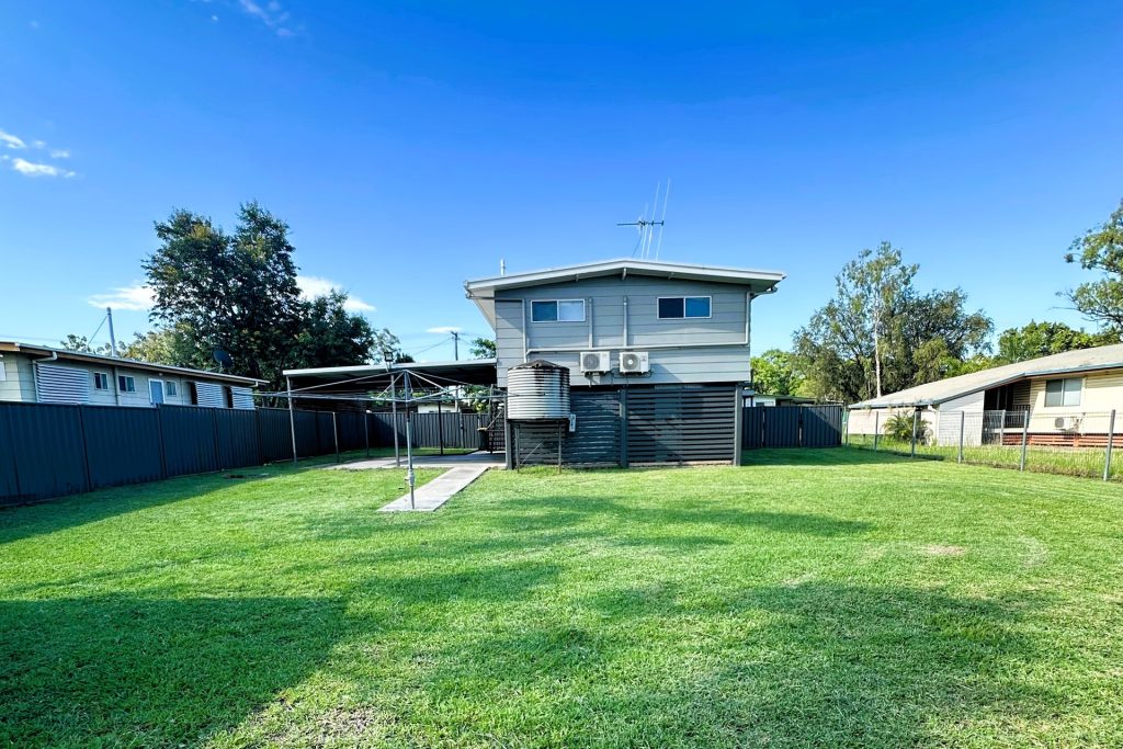 10 Fisher Street, Dysart, QLD 4745 AUS