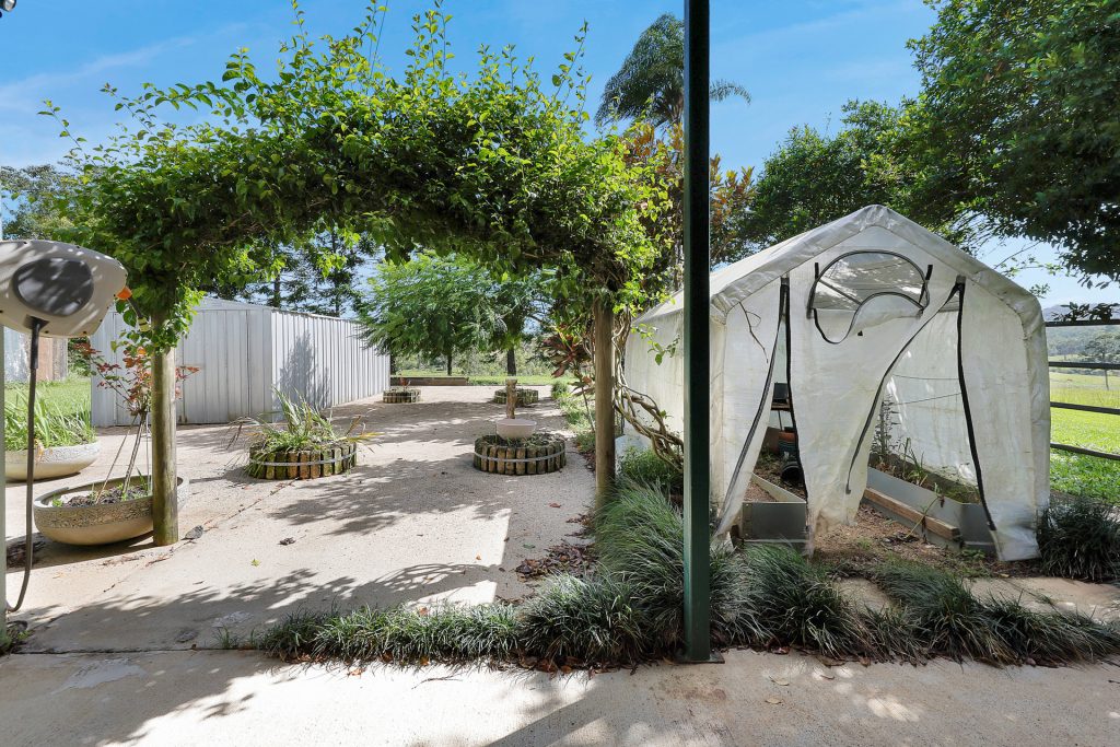 3 Clarke Range Road, Crediton, QLD 4757 AUS