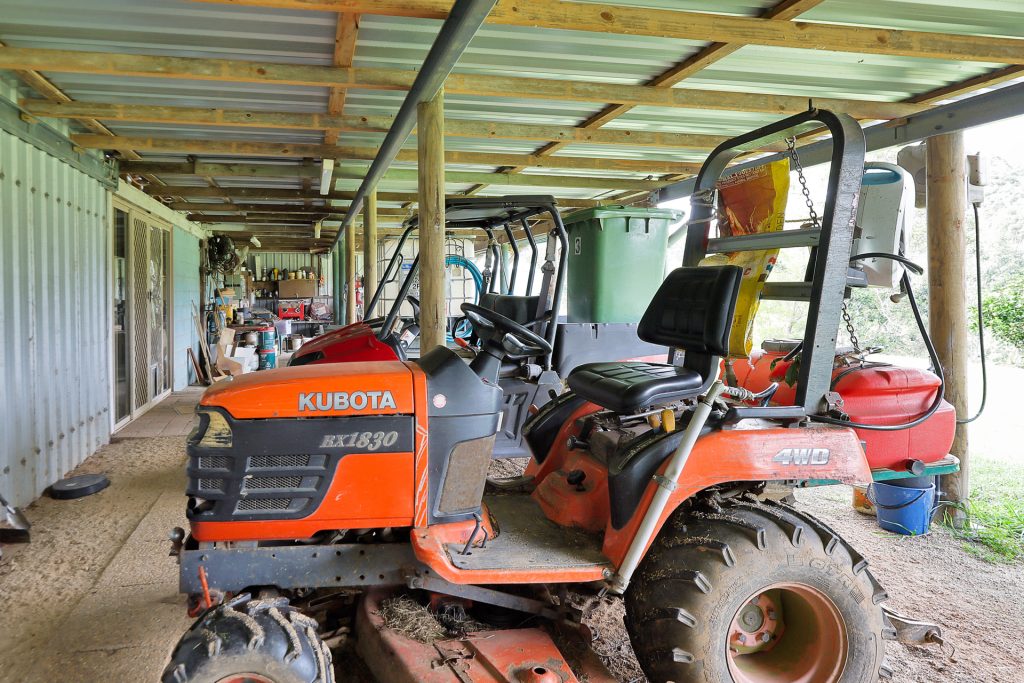 3 Clarke Range Road, Crediton, QLD 4757 AUS