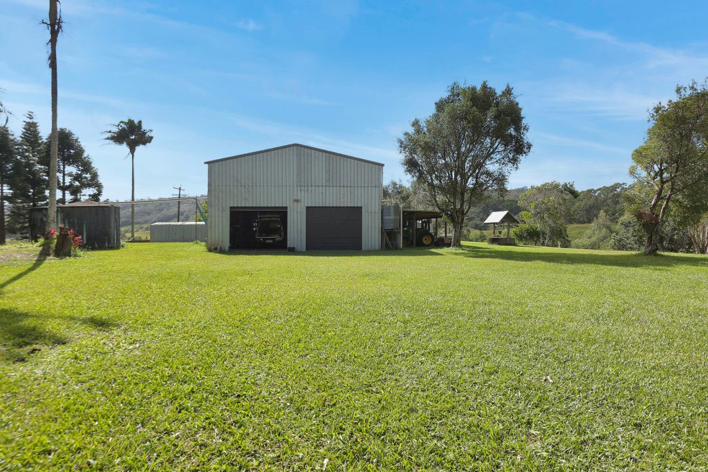 3 Clarke Range Road, Crediton, QLD 4757 AUS