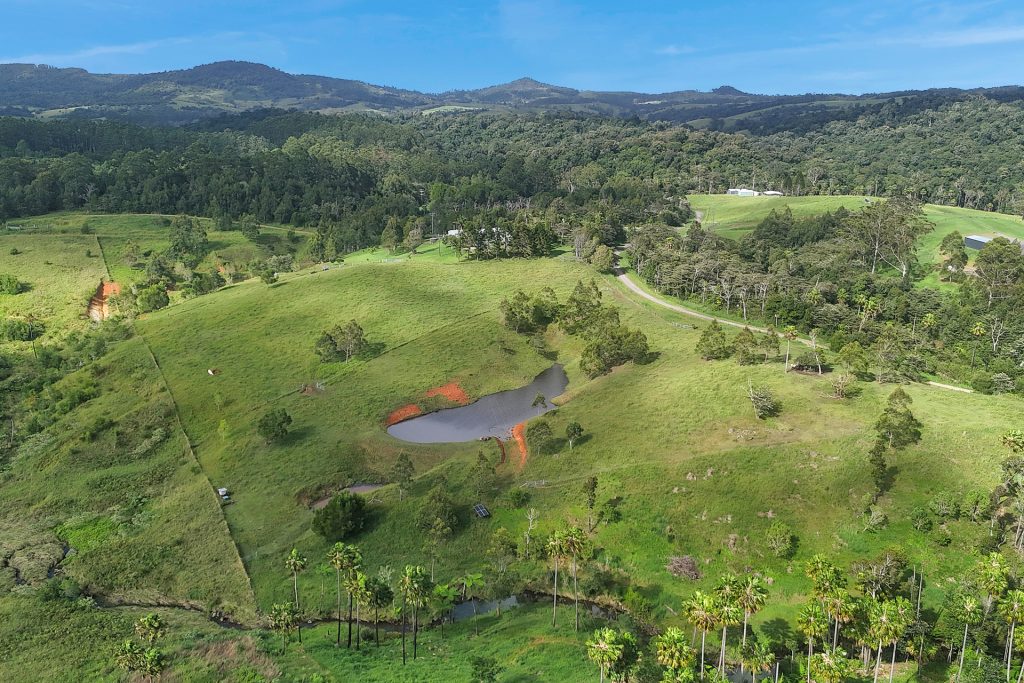 3 Clarke Range Road, Crediton, QLD 4757 AUS