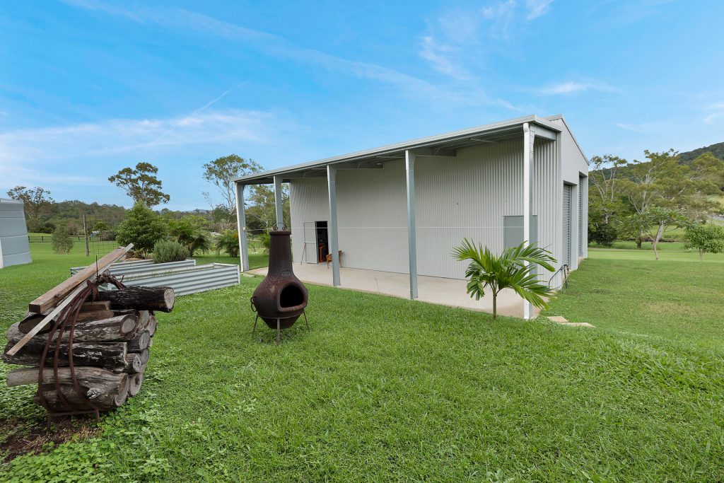 6 Panoramic Drive, Sarina, QLD 4737 AUS