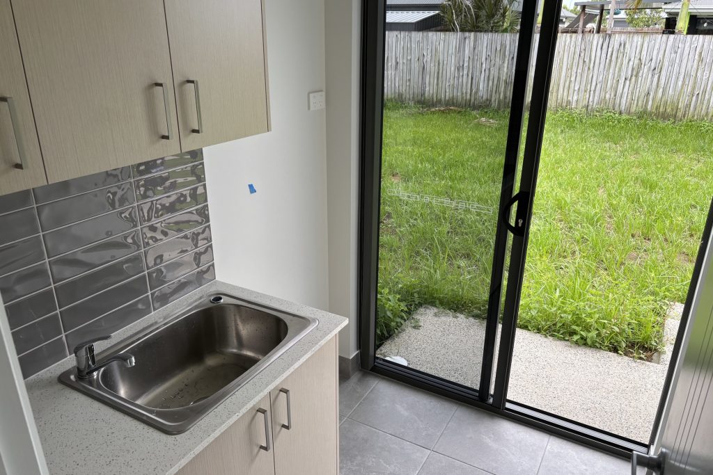 4 Barkeri Court, Rural View, QLD 4740 AUS