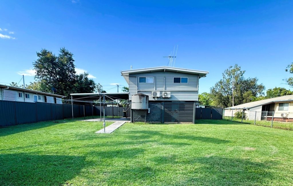 10 Fisher Street, Dysart, QLD 4745 AUS