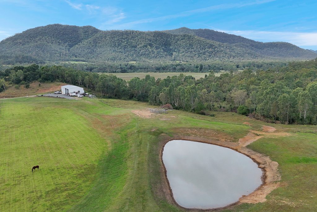 8 Pinevale Road, Pinevale, QLD 4754 AUS