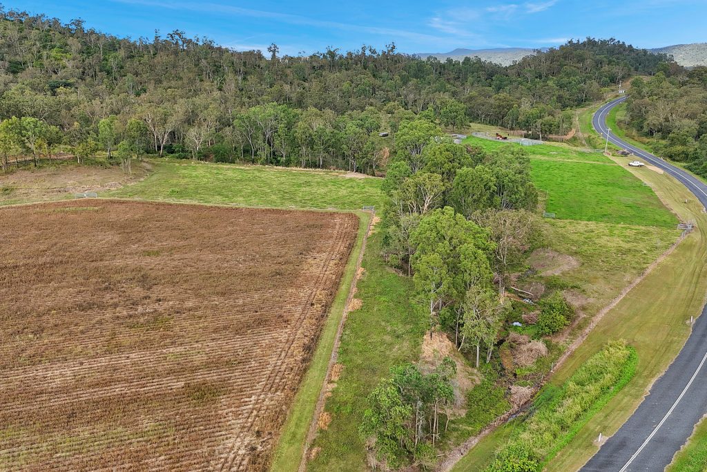 8 Pinevale Road, Pinevale, QLD 4754 AUS