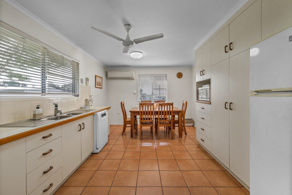 730 Mackay-Eungella Road, Pleystowe, QLD 4741 AUS