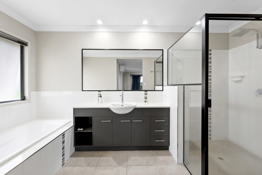 40 Sarina Homebush Road, Sarina, QLD 4737 AUS