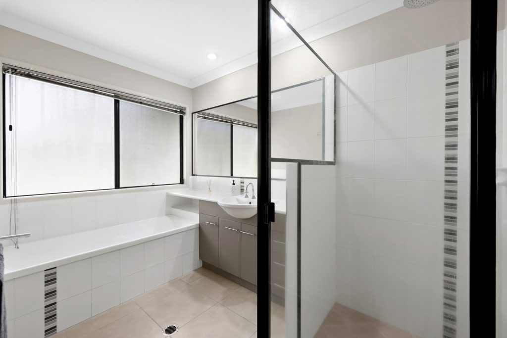 40 Sarina Homebush Road, Sarina, QLD 4737 AUS