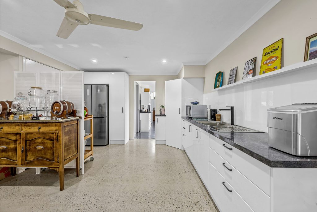 7 Gardenia Court, Beaconsfield, QLD 4740 AUS