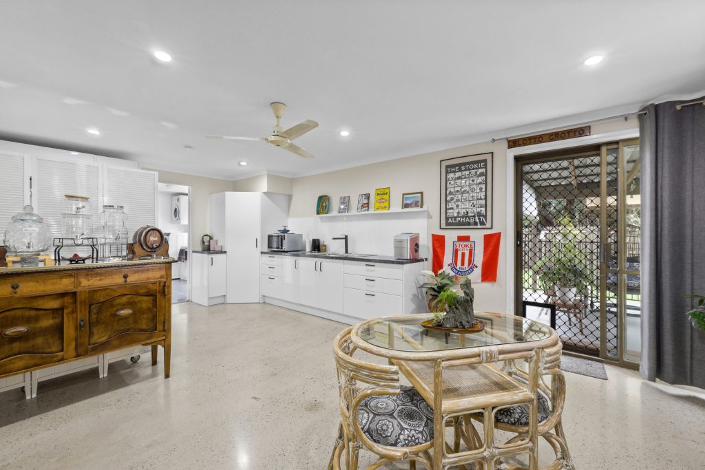 7 Gardenia Court, Beaconsfield, QLD 4740 AUS