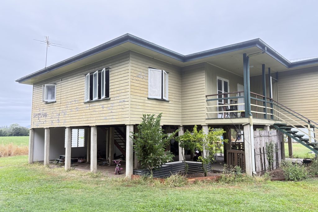 151 R Watts Road, Benholme, QLD 4754 AUS