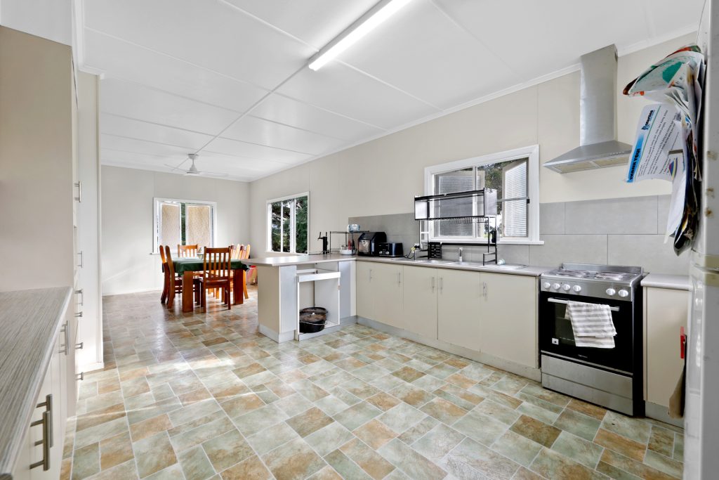 151 R Watts Road, Benholme, QLD 4754 AUS