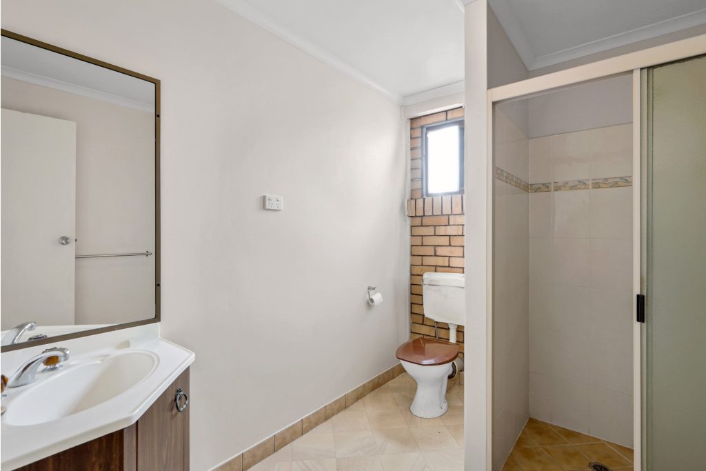 44 Lagoon Street, West Mackay, QLD 4740 AUS