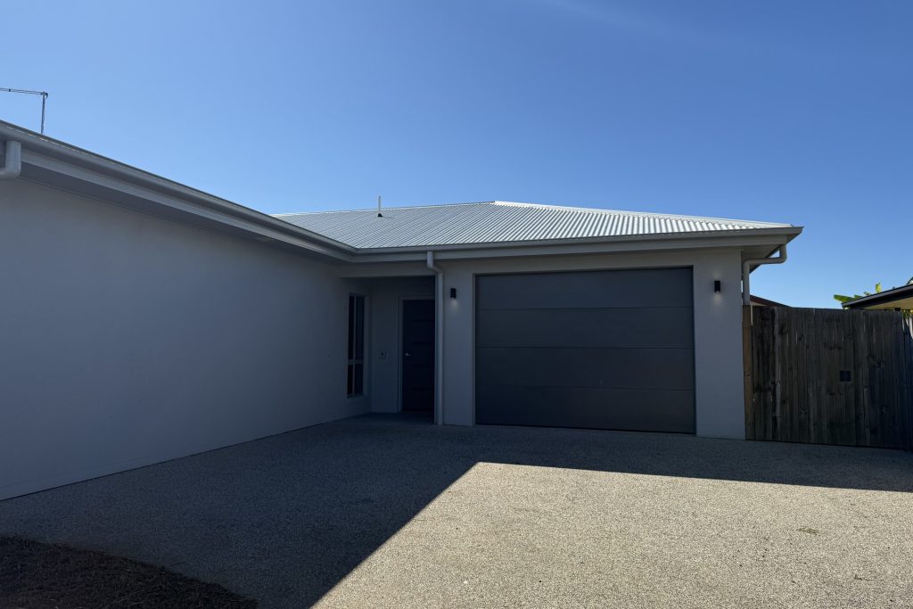 22A Davey Street, Glenella, QLD 4740 AUS