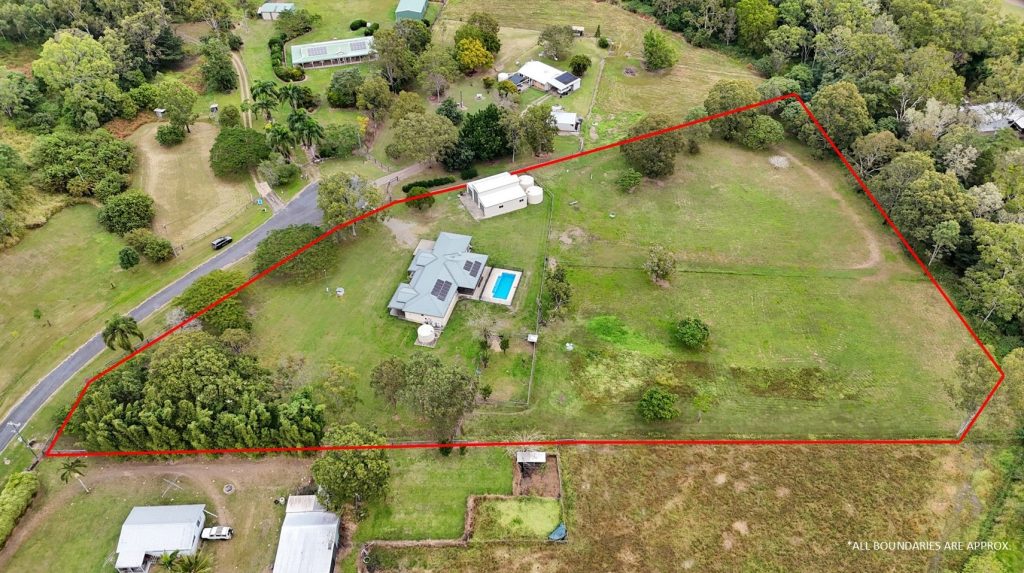 24 Anna Court, Oakenden, QLD 4741 AUS