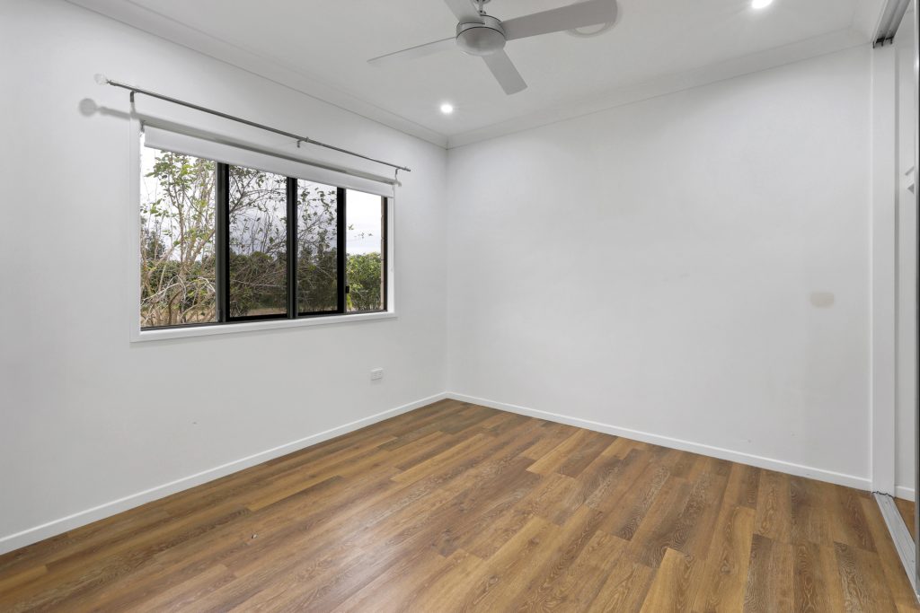 24 Anna Court, Oakenden, QLD 4741 AUS