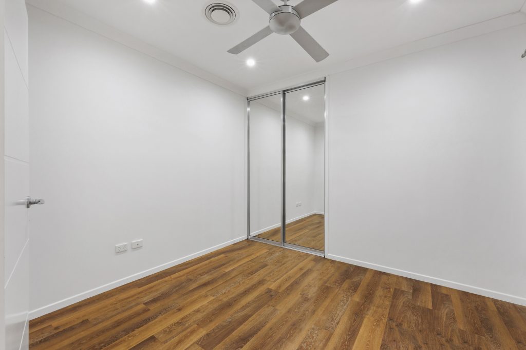 24 Anna Court, Oakenden, QLD 4741 AUS