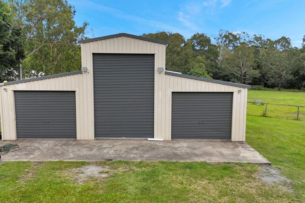 24 Anna Court, Oakenden, QLD 4741 AUS