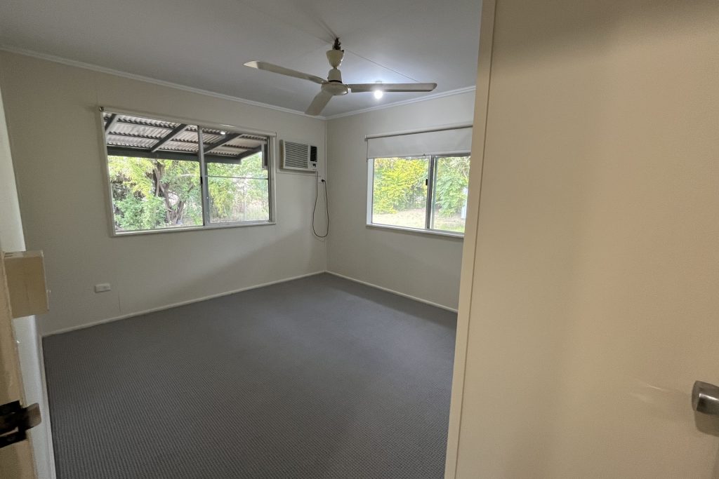 50 Beardmore Crescent, Dysart, QLD 4745 AUS