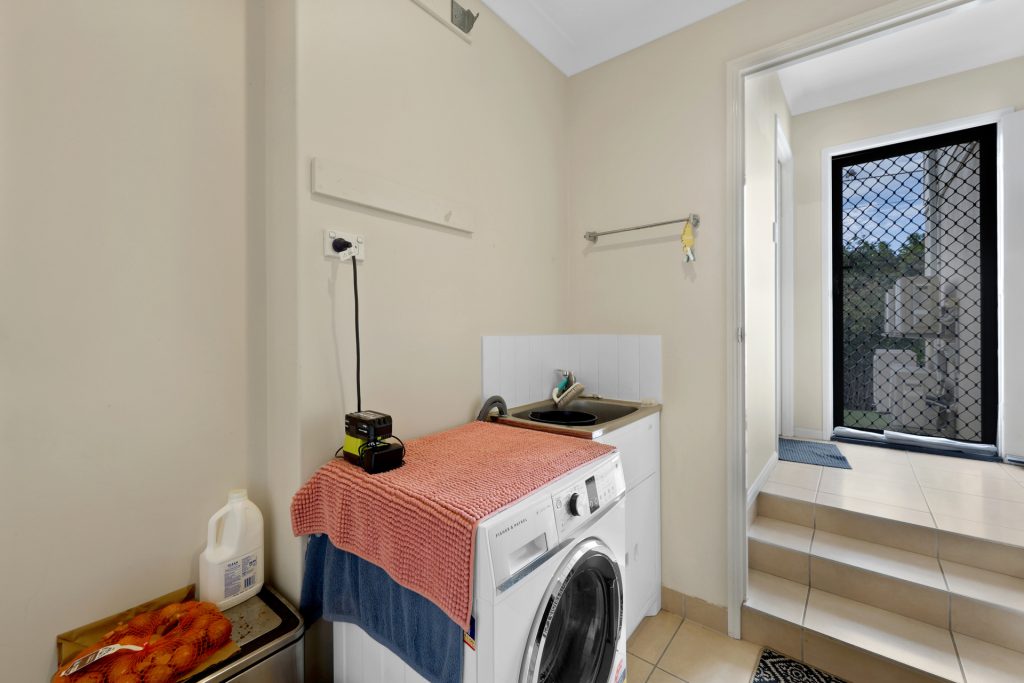 3/4 Byron Street, Mackay, QLD 4740 AUS