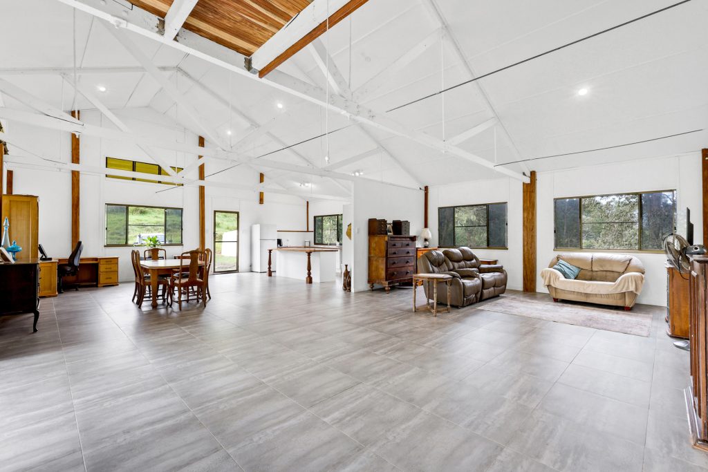 Seninis Road, Finch Hatton, QLD 4756 AUS