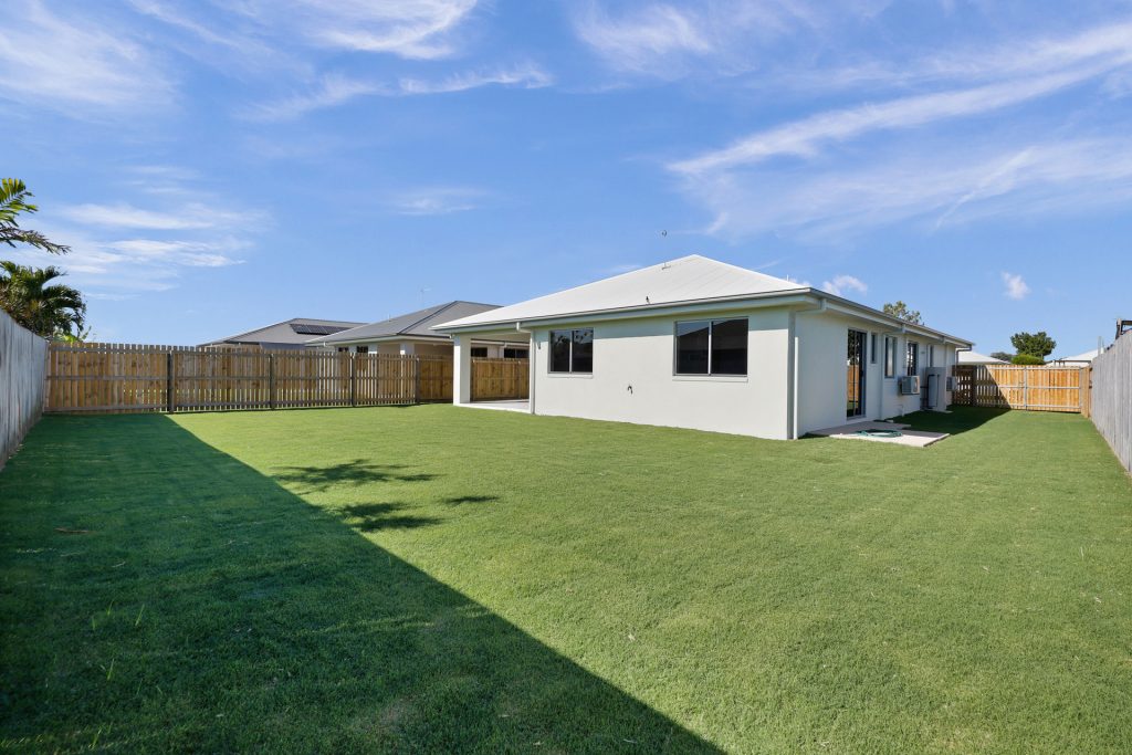 9,10,12 Barkeri Court, Rural View, QLD 4740 AUS