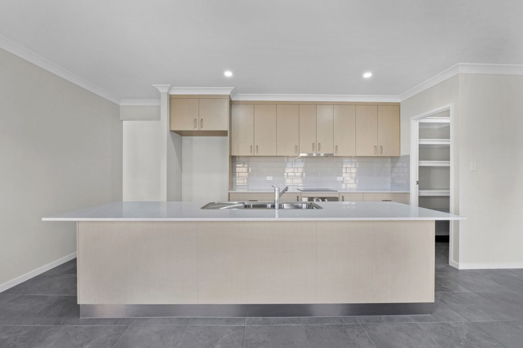 9,10,12 Barkeri Court, Rural View, QLD 4740 AUS