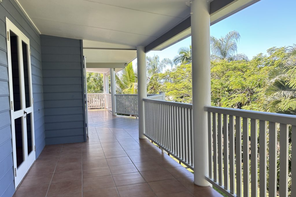 5 Woodlands Drive, Eimeo, QLD 4740 AUS