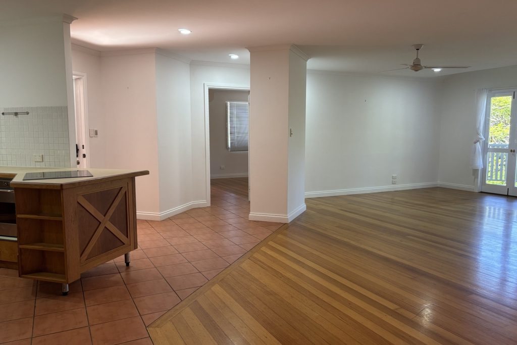 5 Woodlands Drive, Eimeo, QLD 4740 AUS