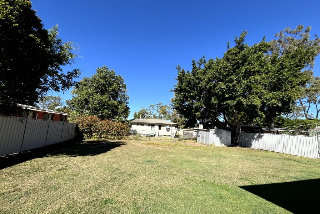 25 Menzies Street, Dysart, QLD 4745 AUS