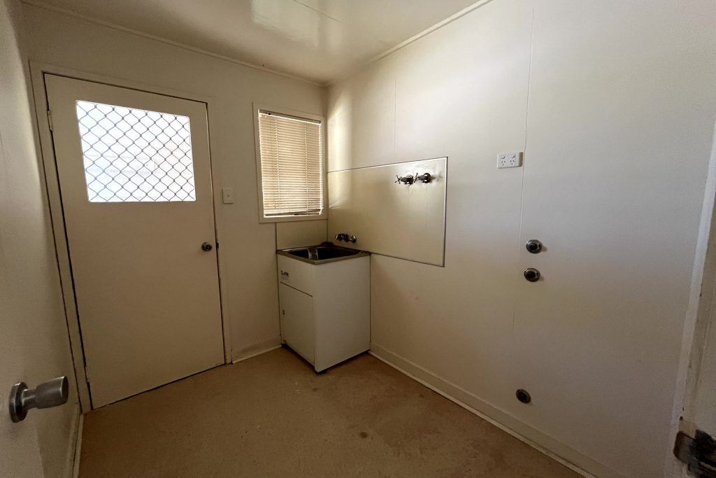 25 Menzies Street, Dysart, QLD 4745 AUS