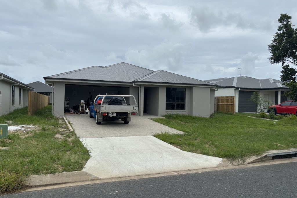 10 Barkeri Court, Rural View, QLD 4740 AUS