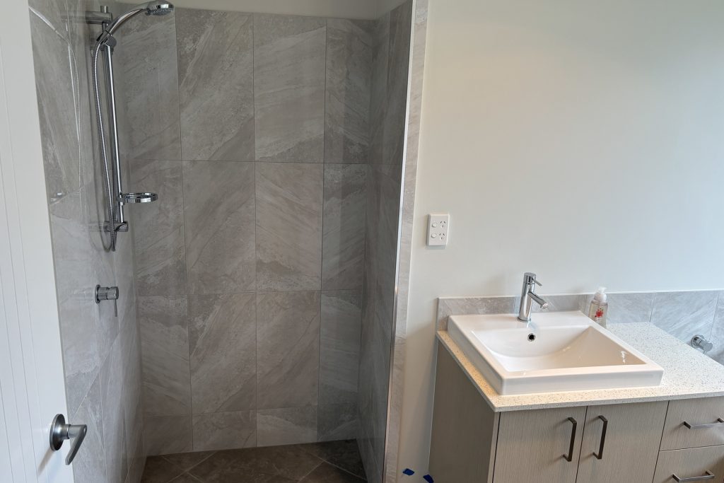 10 Barkeri Court, Rural View, QLD 4740 AUS