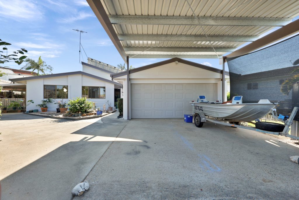 4 Greta Court, Beaconsfield, QLD 4740 AUS