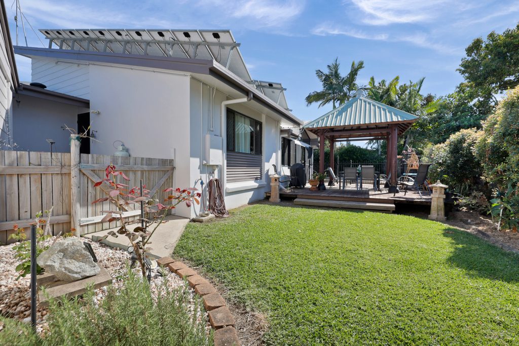 4 Greta Court, Beaconsfield, QLD 4740 AUS