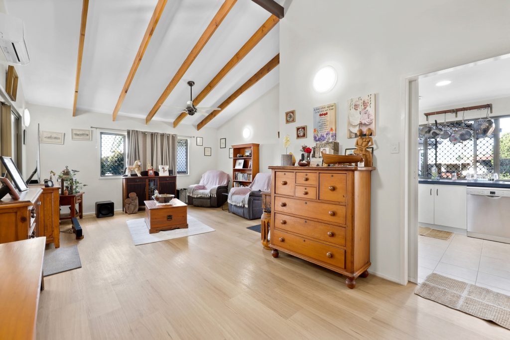 4 Greta Court, Beaconsfield, QLD 4740 AUS