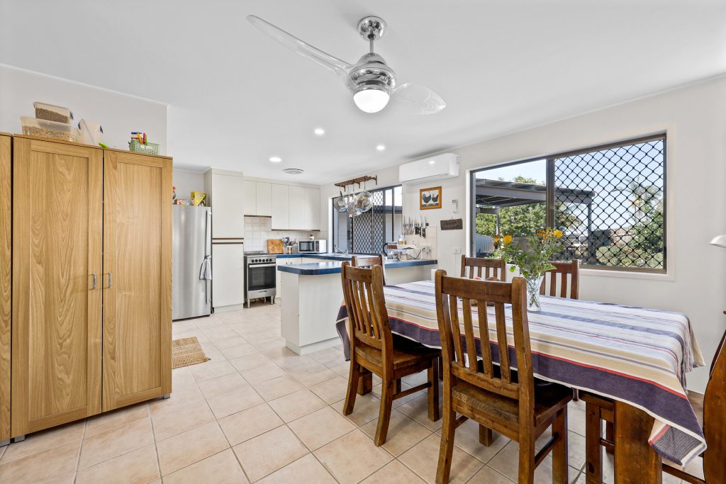 4 Greta Court, Beaconsfield, QLD 4740 AUS